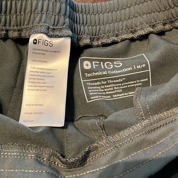 Figs Bonsai Scrub set - Picture 2 of 5